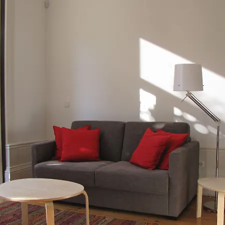 Koolhouse Konukevi 3*