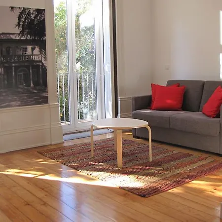 Konukevi Koolhouse Porto