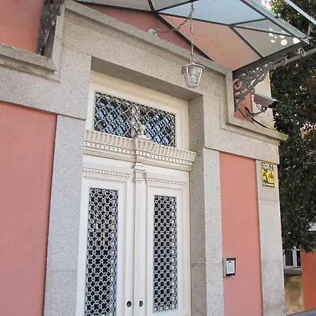 Pensión Koolhouse 2*